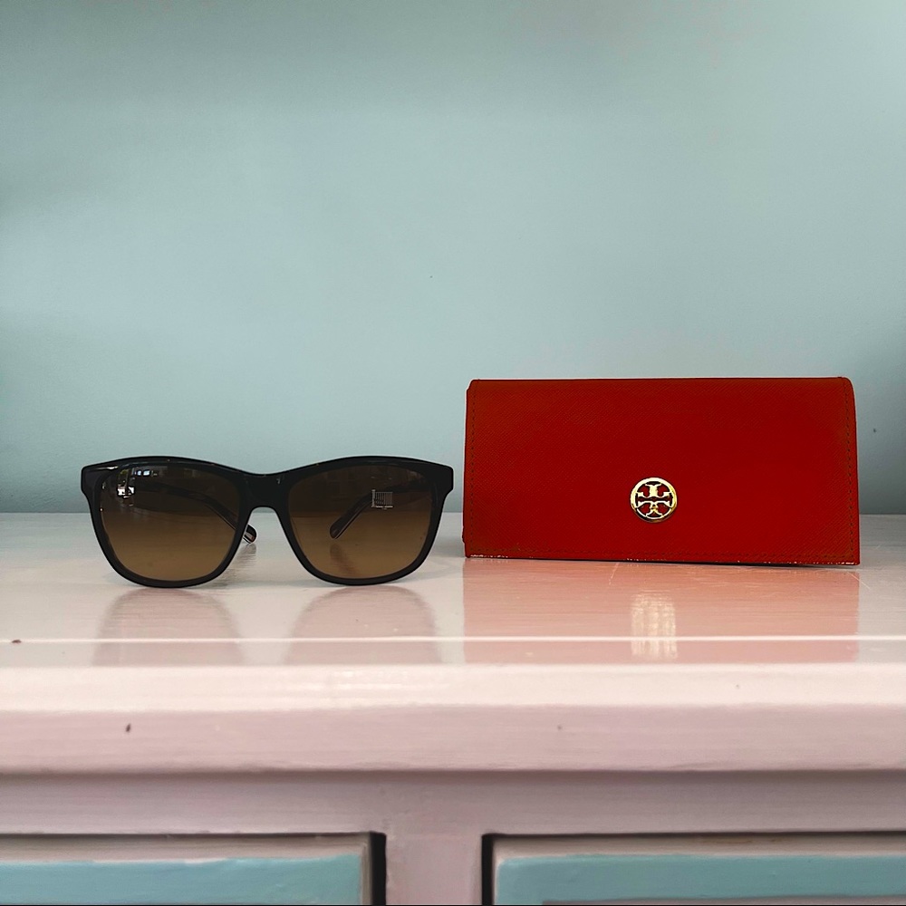 Tory Burch sunnies with case!